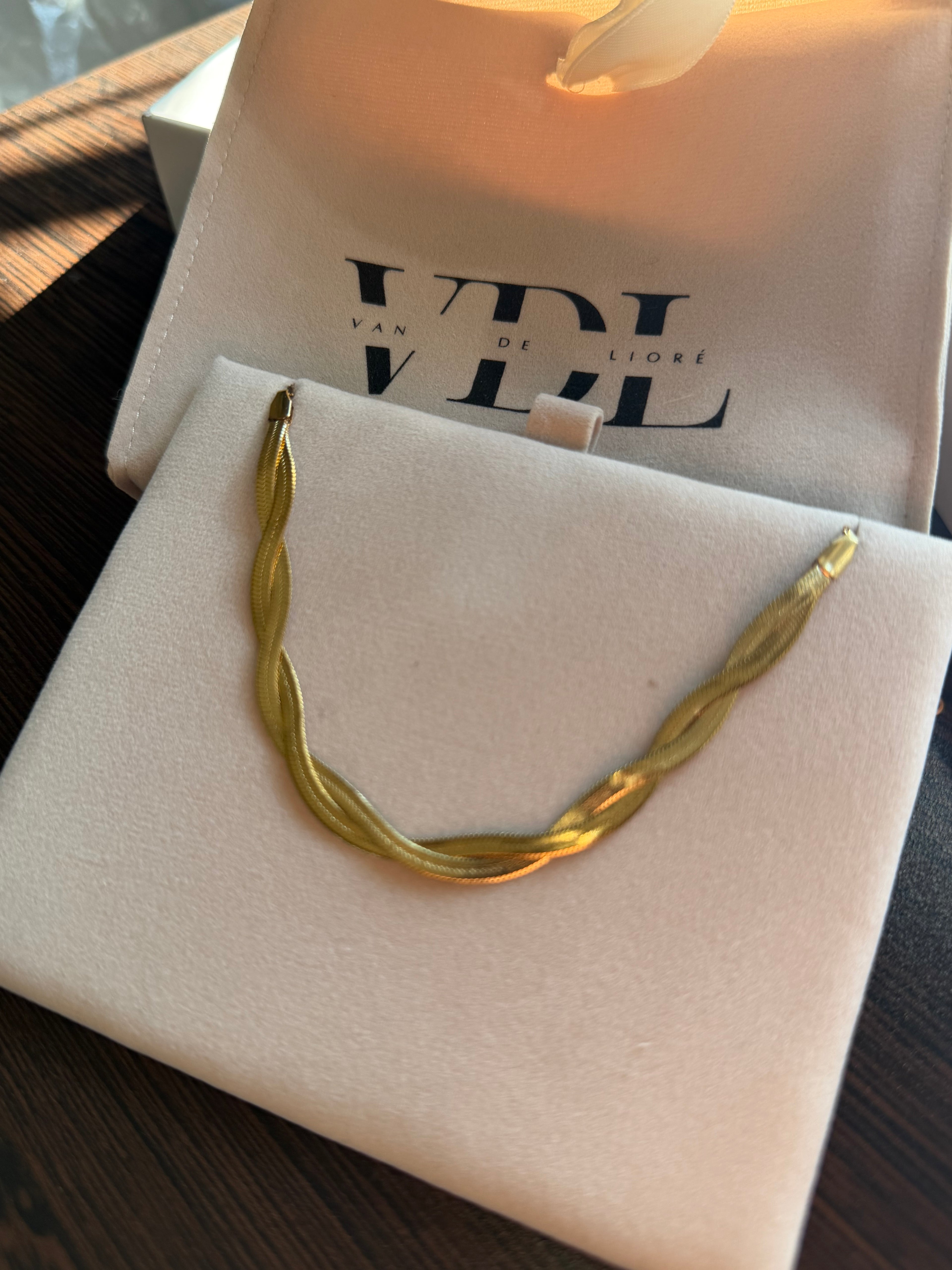 Elysian Vela Bracelet